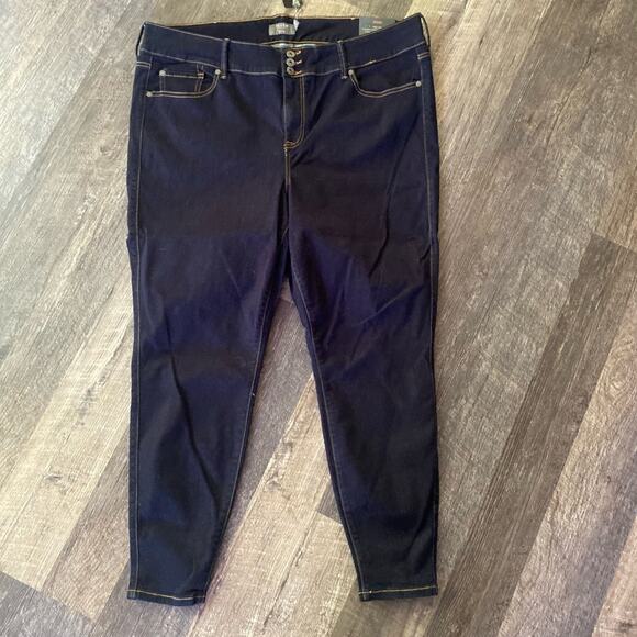 Torrid Super Soft High Rise Jegging - Picture 1 of 13